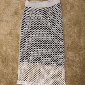 Bobeau Black & White Skirt Size S NWT